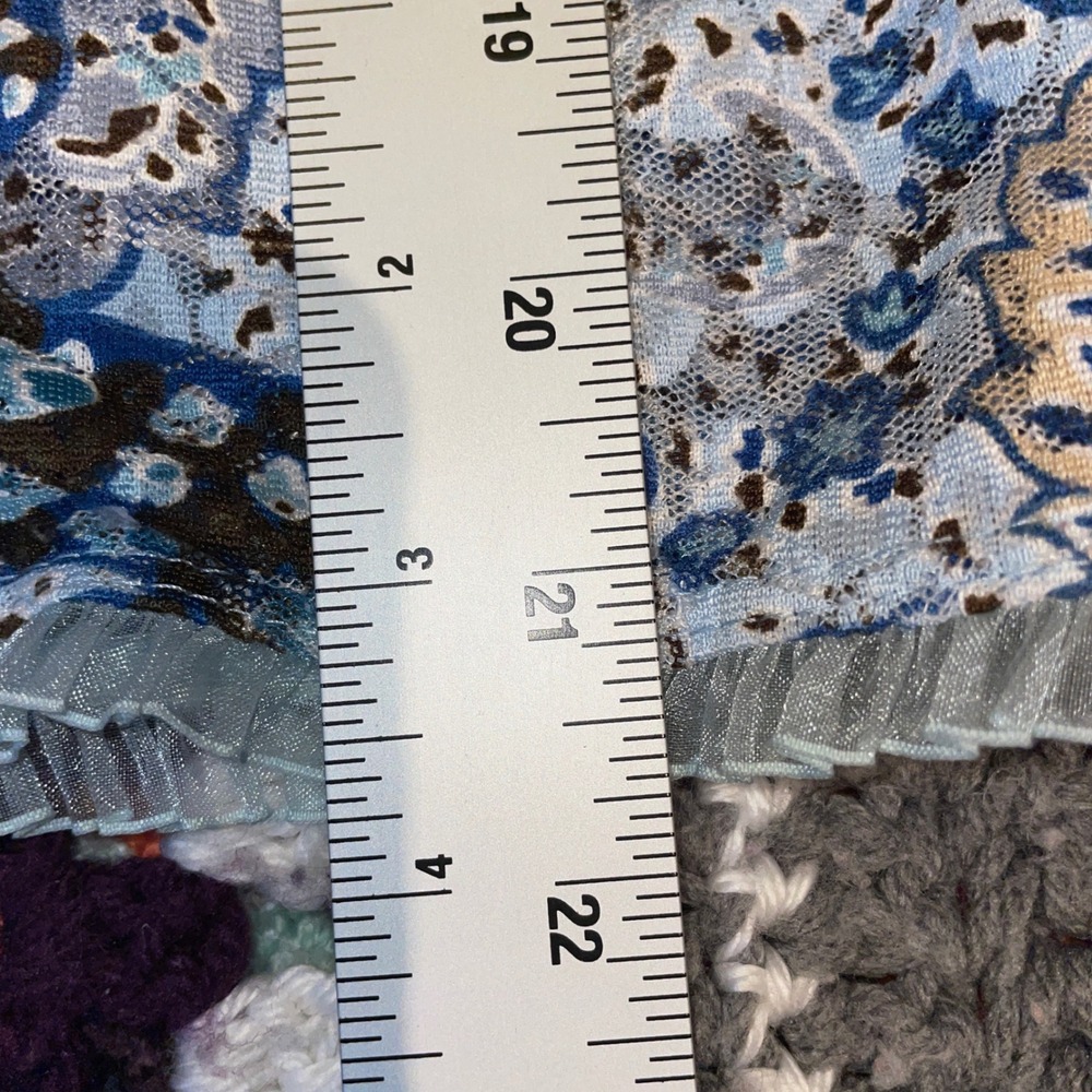 Dressbarn Womens Blue Paisley Mesh Ruffle Tank Top Hook & Eye Front Size Medium - Picture 9 of 9